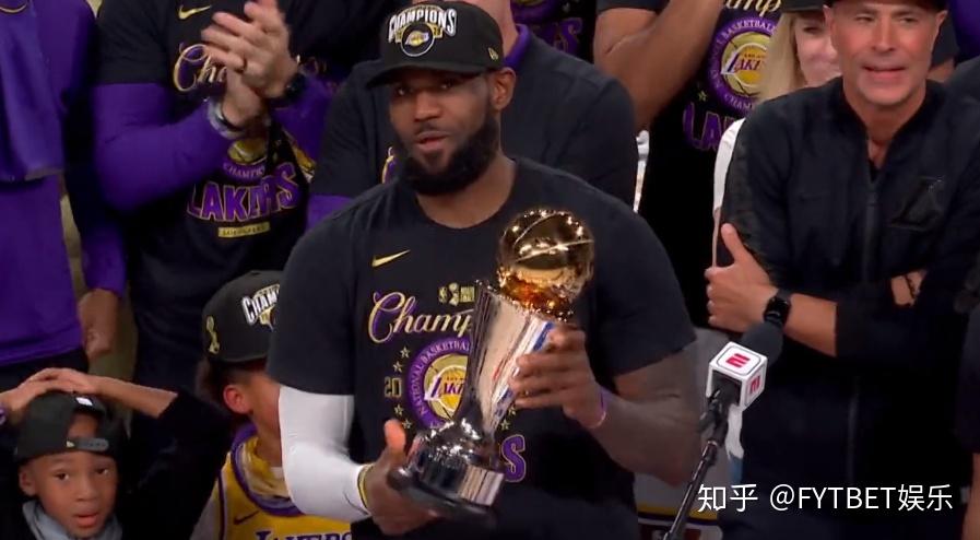 魔术险胜广东队,詹姆斯高光表现 魔术险胜广东队,詹姆斯高光表现