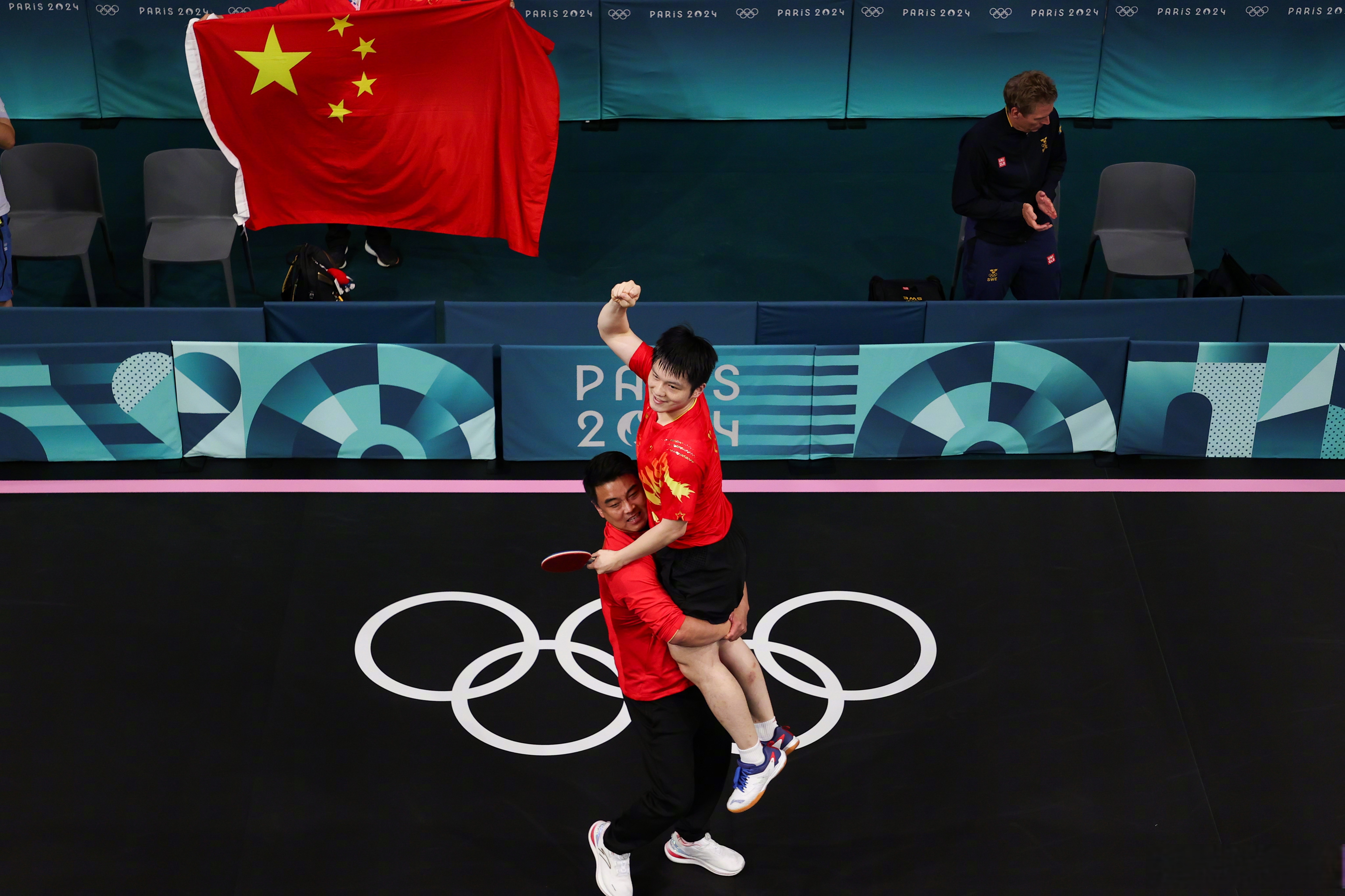 法国队险胜中国队,樊振东带队取胜 法国队险胜中国队,樊振东带队取胜