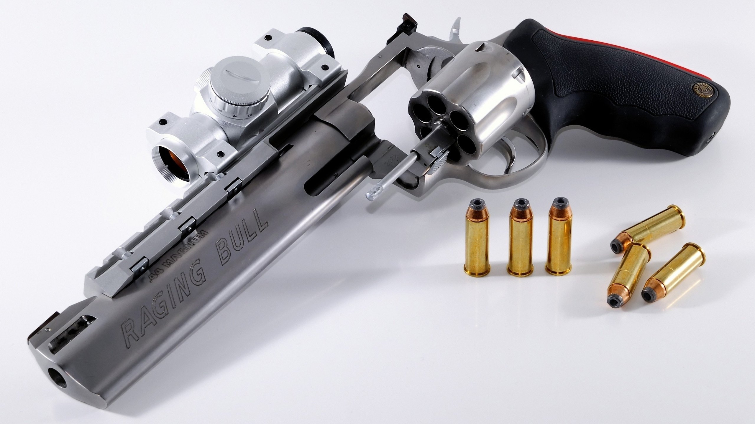 舞步在刀尖，迪巴拉以音符般的节奏，在排名争夺夜的钢索上独行